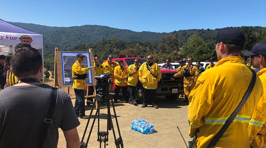 Photo of multiple agencies onsite for fire fighting